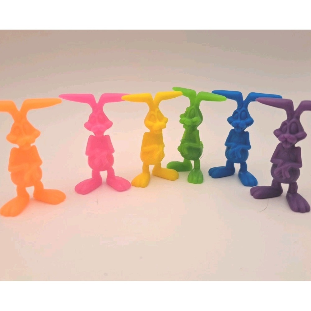 Vintage Tower Of Bunnies Bunny Family 28 Game Pieces Only! Cake Topper Crafts